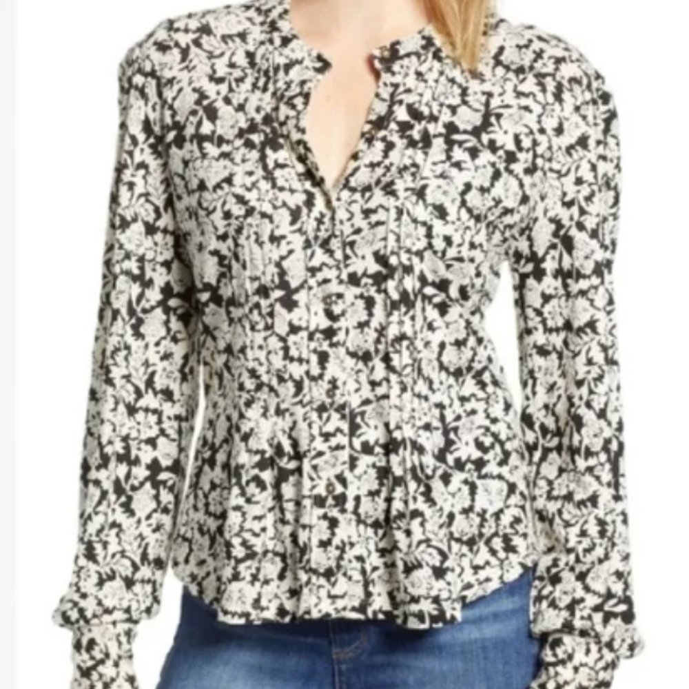 3 for 30~Lucky Brand pintucked and pleated black and cream S